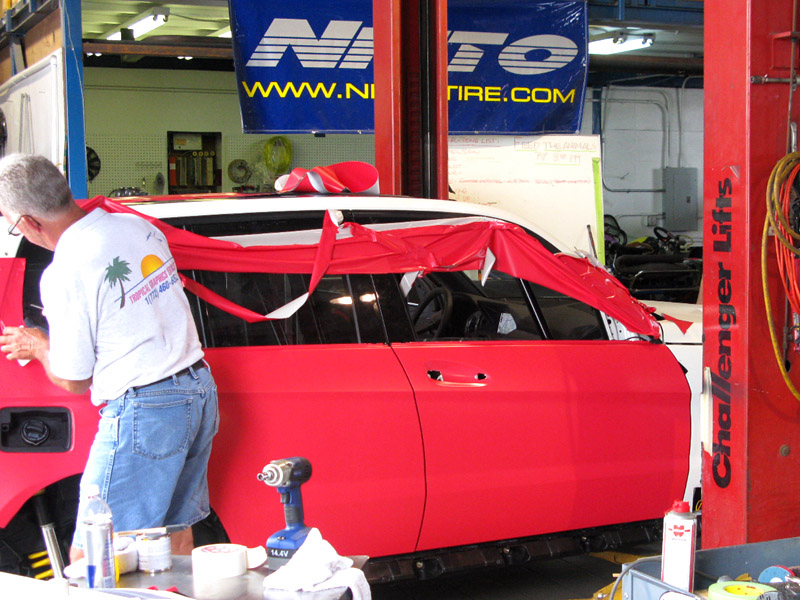 Illustration for article titled Inside The RENNTech GLK350 SPEC.R HYBRID Rally-Inspired SEMA Racer